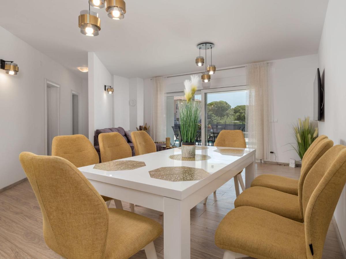 Holiday Home Villa Palma - KRK148 Pinezići Dış mekan fotoğraf