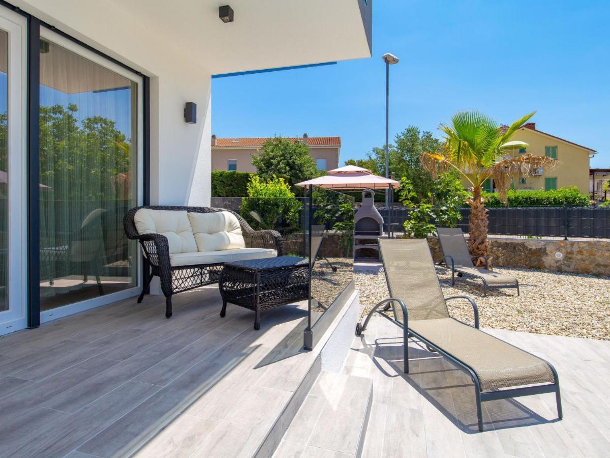 Holiday Home Villa Palma - KRK148 Pinezići Dış mekan fotoğraf